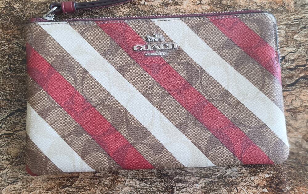 Coach C1715 Large Corner Zip Wristlet Signature Canvas Diagonal Stripe Khaki